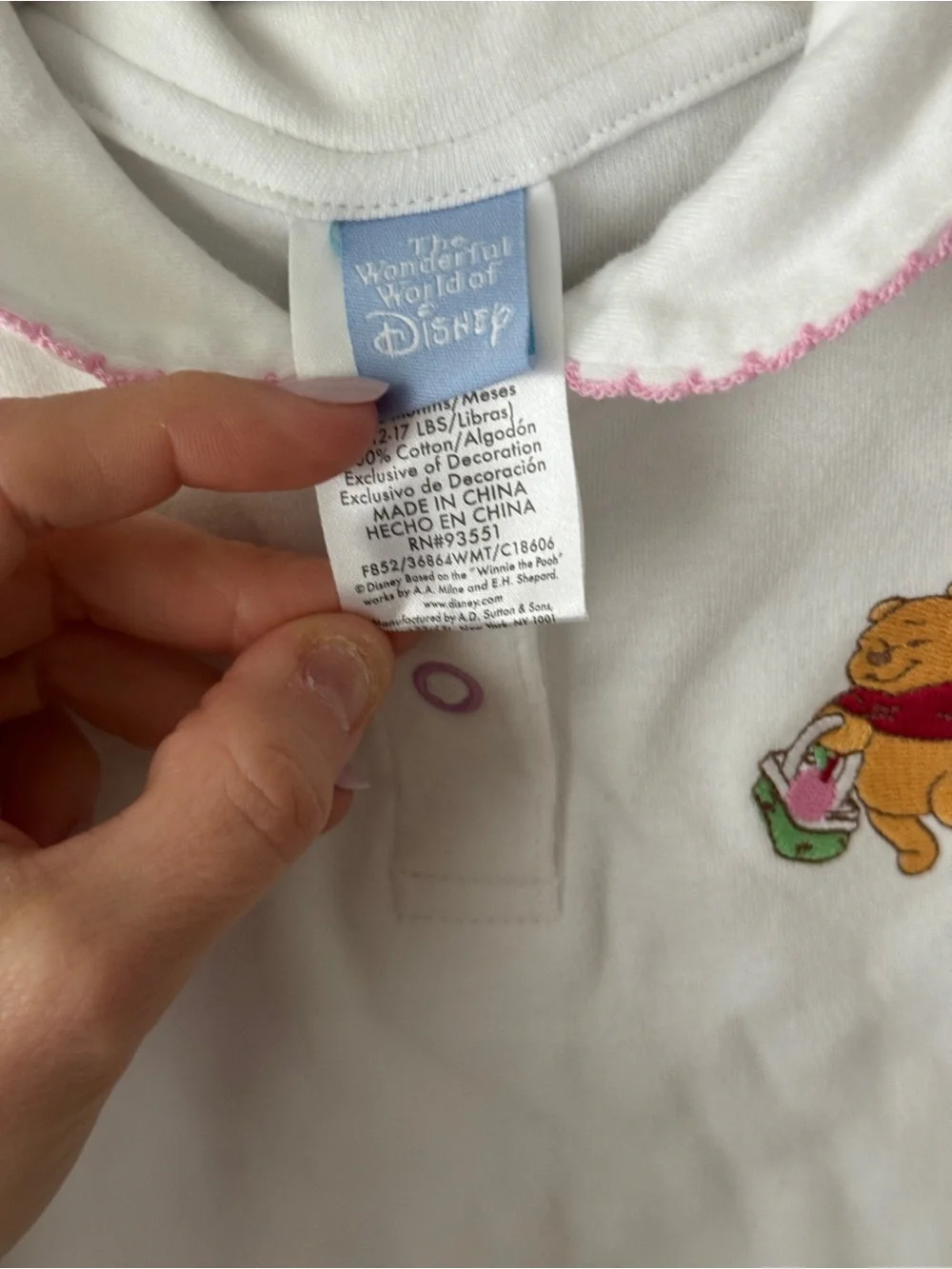Vintage y2k Disney Winnie The Pooh embroidered onesie romper baby girl collar